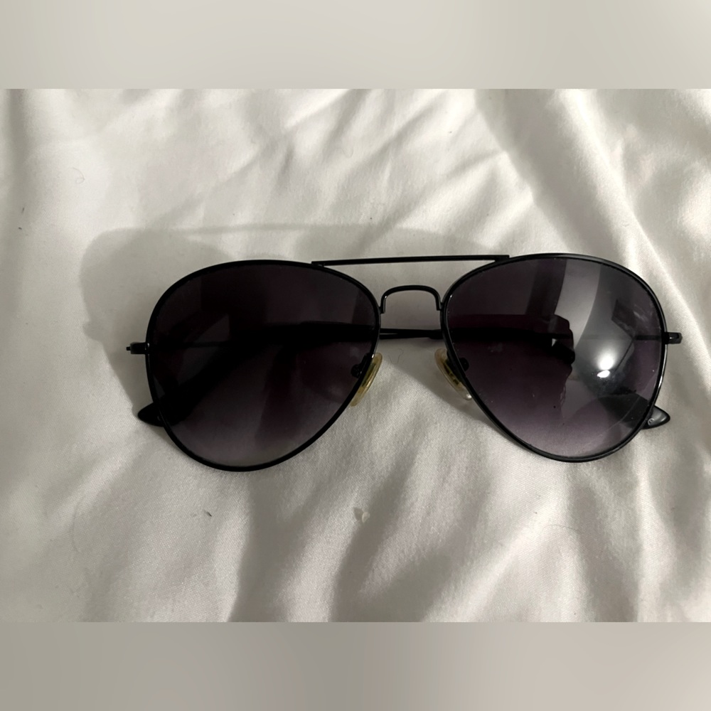 Diff aviators in black ombré